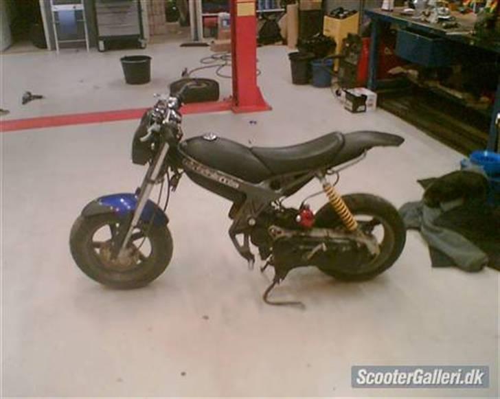 Suzuki street magic solgt billede 1