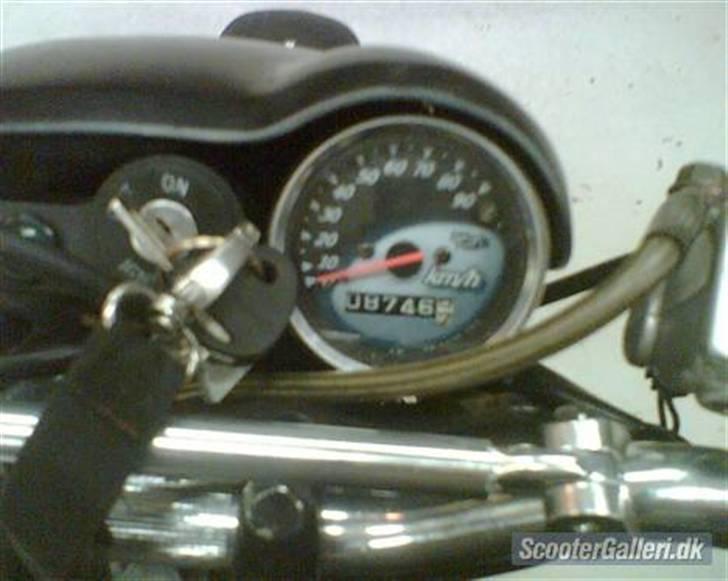 Suzuki street magic solgt billede 3