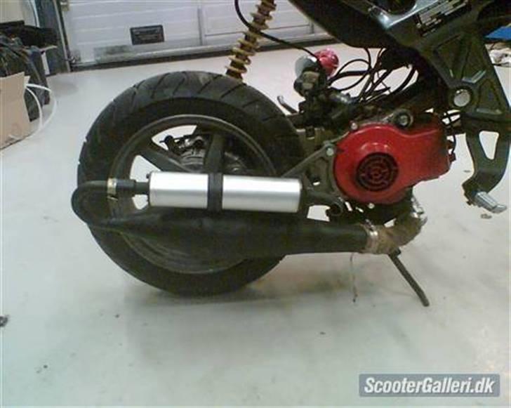 Suzuki street magic solgt billede 9