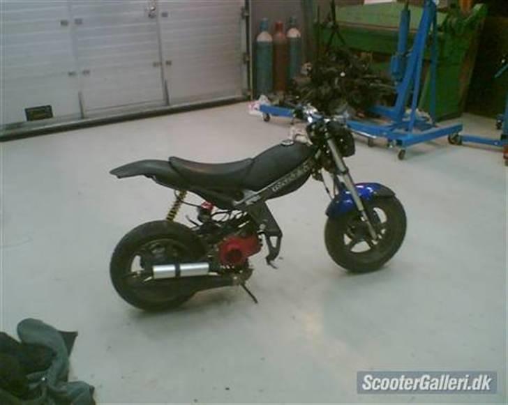 Suzuki street magic solgt billede 10