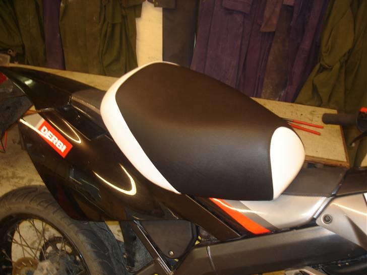 Yamaha  Jog as  Evolution Solgt. - Sæde kommet fra sadelmager. billede 19