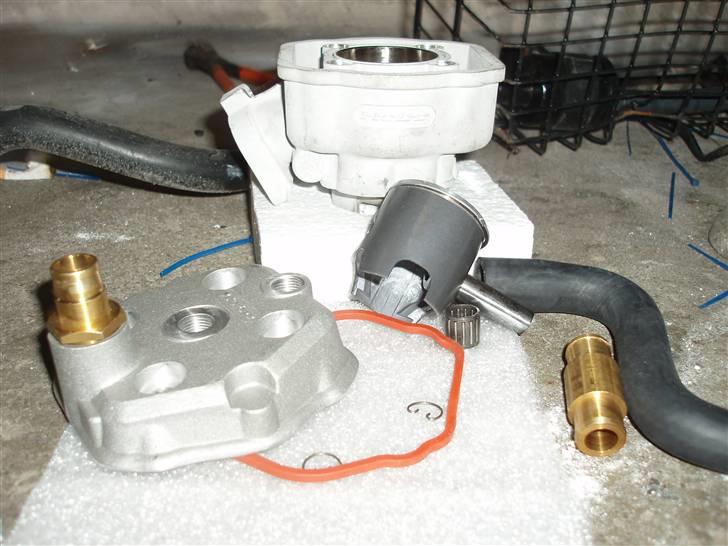 PGO comet solgt billede 13