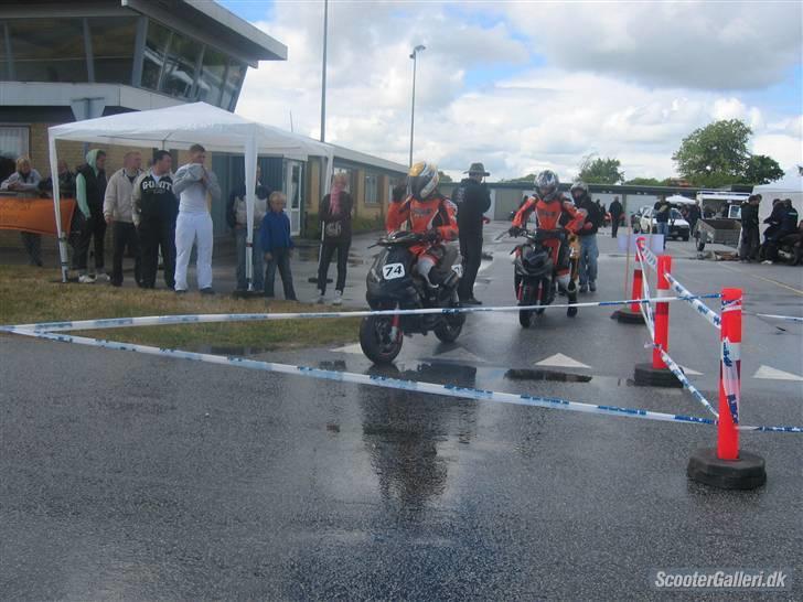 Yamaha jog rr  byttet billede 2