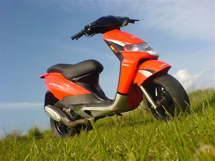 Derbi Atlantis Bullet solgt ); - det er sådan den ser ud nu xD billede 5