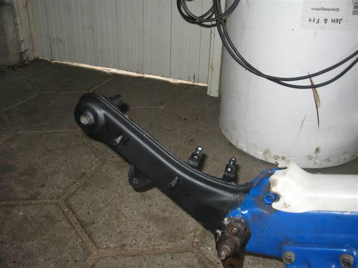 Suzuki FZ50 - Det rustne/brændte blev slebet ned og tectyl behandlet billede 13