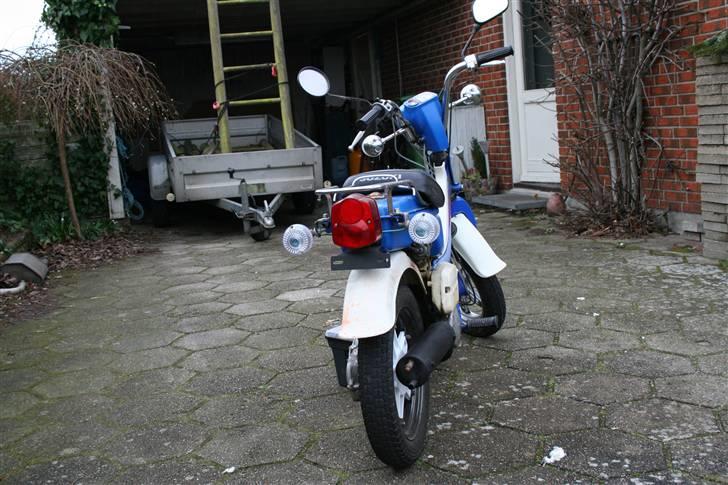 Suzuki FZ50 - Sådan ser den ud nu...stortset færdig renoveret og 100% lovlig billede 20