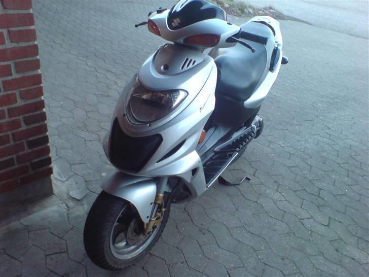 Suzuki katana AC solgt www.lightgadgets.dk billede 8