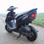 Aprilia Sonic LC