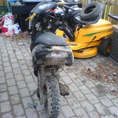 Aprilia rally projekt.