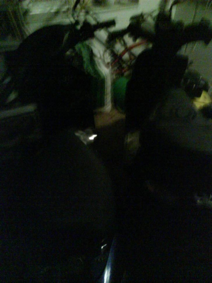 Gilera Stalker byttet til jog - Mine 2 scootere spritteren og raceren :P billede 5