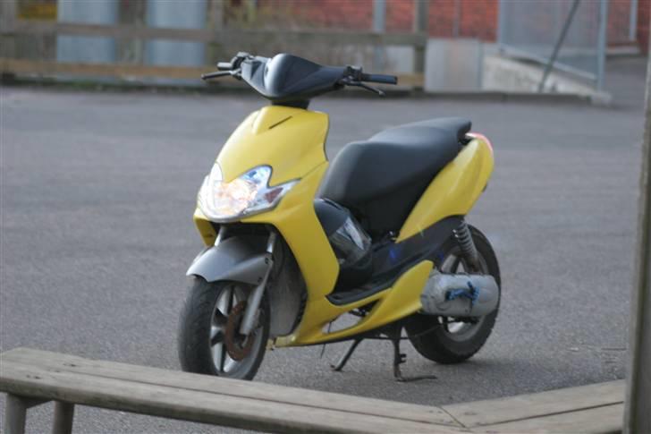 Yamaha Jog R $ Byttet $ - Gammelt billed billede 5