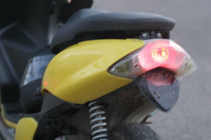 Yamaha Jog R $ Byttet $ - Gammelt billed billede 8