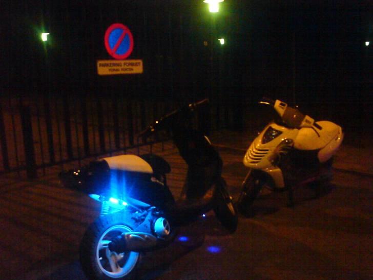 PGO Hot × 50 | Solgt - Parkering forbudt xD billede 14