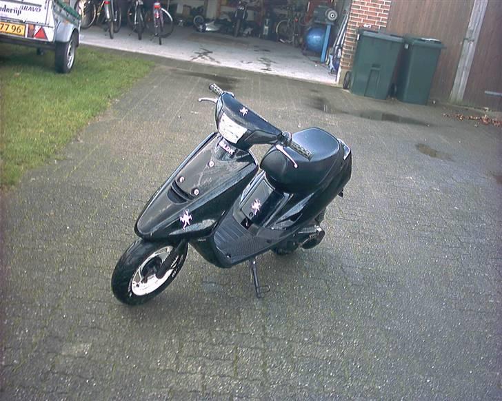 Yamaha jog AS (byttet til neos) - da jeg fik den og jeg satte mit EVO på den..  billede 6