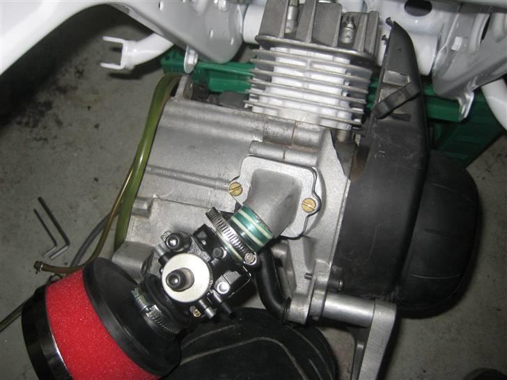 Piaggio Nrg mc3 - TIL SALG - uden gas, chocker kabel, diverse slanger og kølerskjold :) billede 13