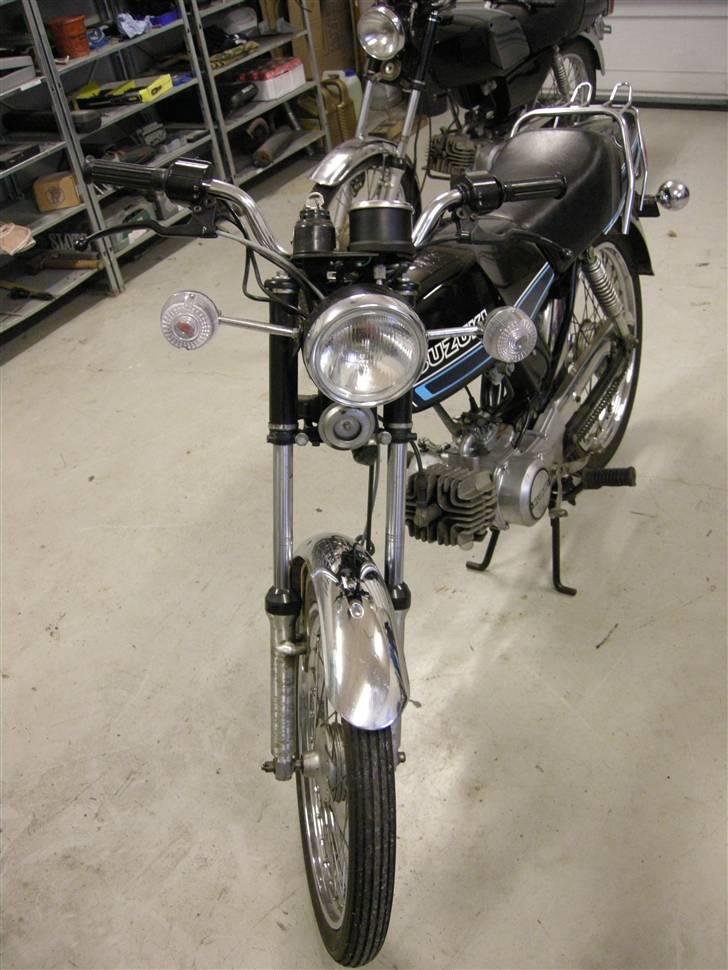 Suzuki (Byttet) Dm 50.   - Forfra.  billede 2