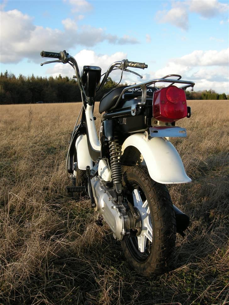 Suzuki FZ 50. Færdig. SOLGT! - Den 4 marts 2008 , første rigtige sol :D billede 12