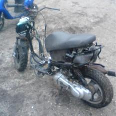 Yamaha bws/peugeot LC solgt  