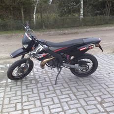 Derbi senda sm-xtreme
