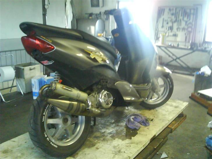 Yamaha jog r Racing ¤SOLGT¤ billede 2