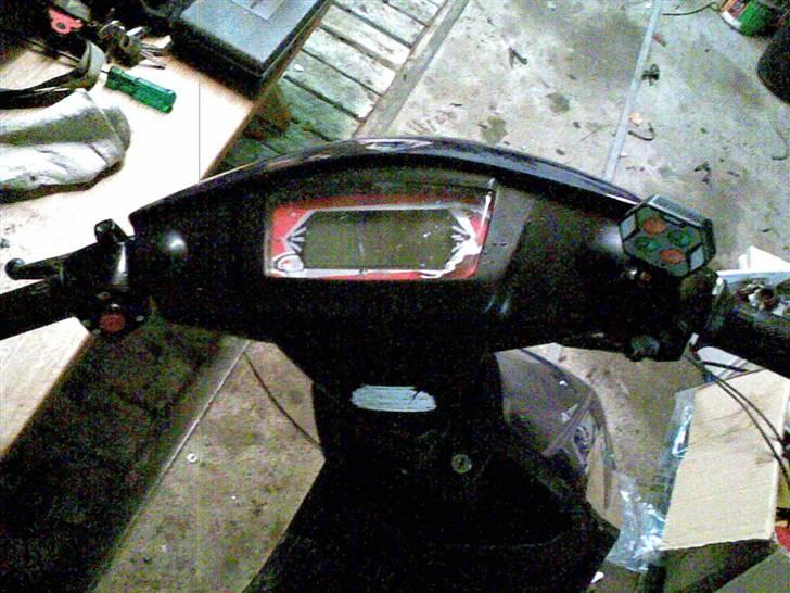 Yamaha Jog as (solgt) - den 5/3 2008 billede 17