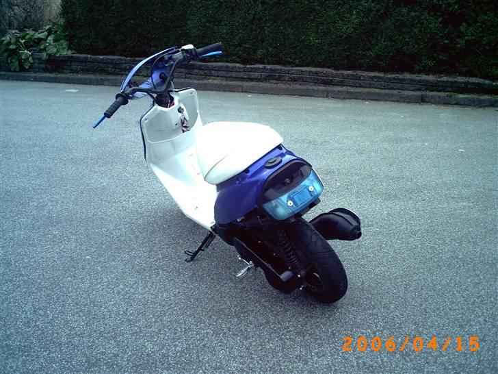 Yamaha jog ( SOLGT ) billede 8