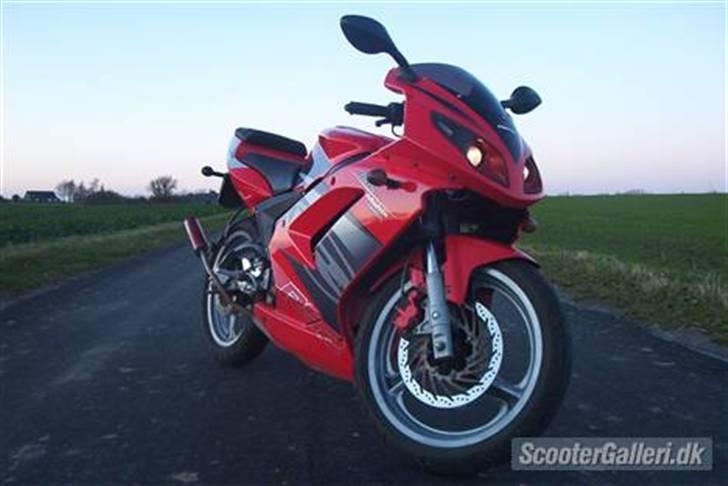 Rieju Matrix RS2 (malet om) billede 1