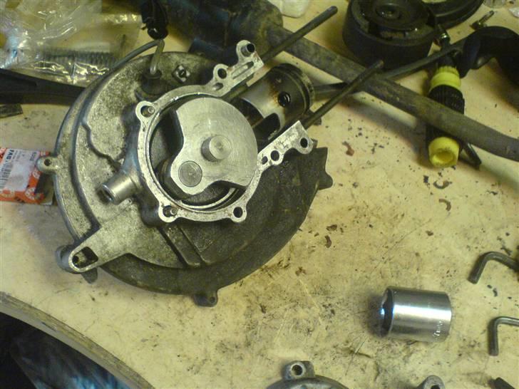 Vespa Ciao - 8/3/08: Halvvejs samlet igen.. billede 14