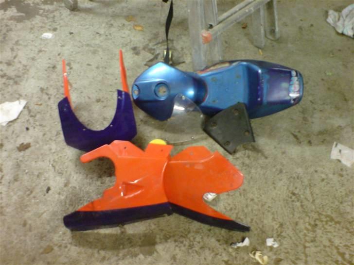 MiniBike Pocketbike / SOLGT \ - Skjoldene da vi købte den.  billede 9