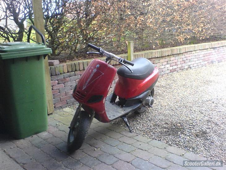 {{currentPhoto.altText}} billede {{currentPhoto.number}}