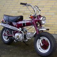 Honda dax