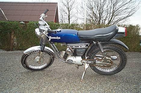 Yamaha 4gear K1 (solgt) - Yamaha´en fra venstre side billede 2
