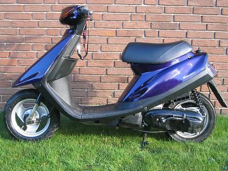 Yamaha JOG (SOLGT) - Saådan så den ud da jeg fik den.... billede 3