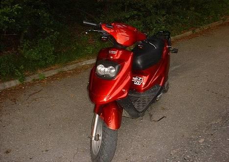 PGO HOT 50 billede 3