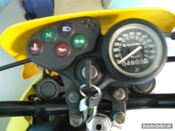 Suzuki Rmx ® Salg hbo, 10k - Lækkert med en motor som ikk har gået mere. billede 4