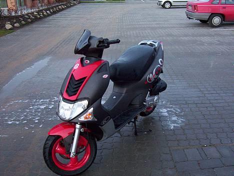 Kymco super9 solget for 8000 kr billede 3