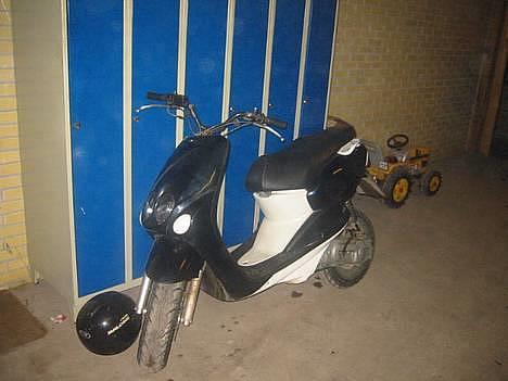 Yamaha Neo's SOLGT - den ska vaskes....! billede 1