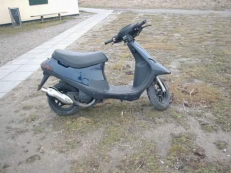 PGO 4220 Comet  billede 1