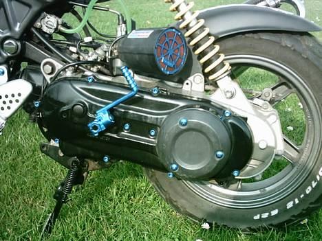 Suzuki street magic SOLGT billede 3