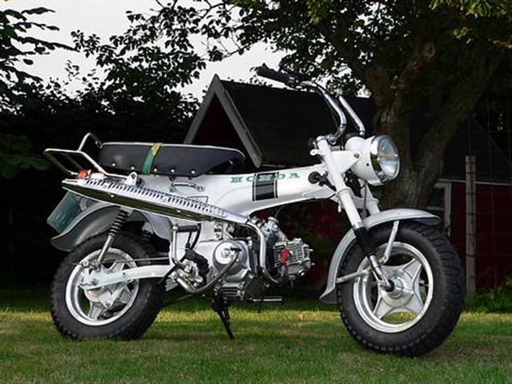 Honda DAX White se videolink - 1974 - Dette er mit projekt Lady Dax...