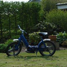 Vespa ciao solgt