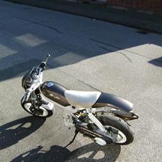 Suzuki Street Magic S6SP - solgt