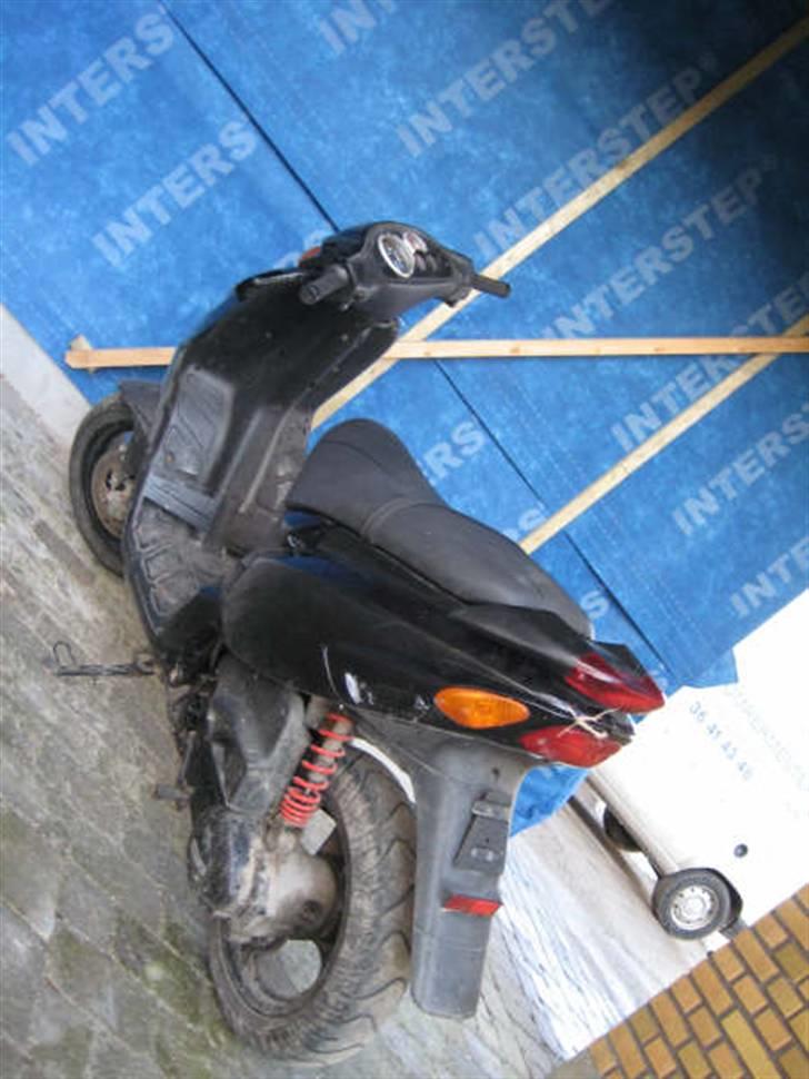 Piaggio nrg mc3 <33"  solgt billede 3