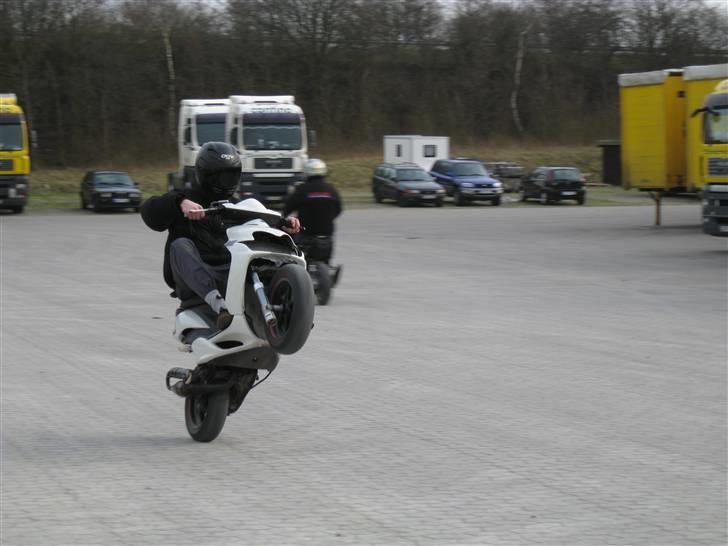 Yamaha Jog RR Solgt billede 20