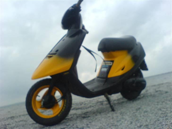 Yamaha Jog Fs (Denne som er lavet om til cykel&scooterhus - Fræk = Jo tak!<3 billede 16