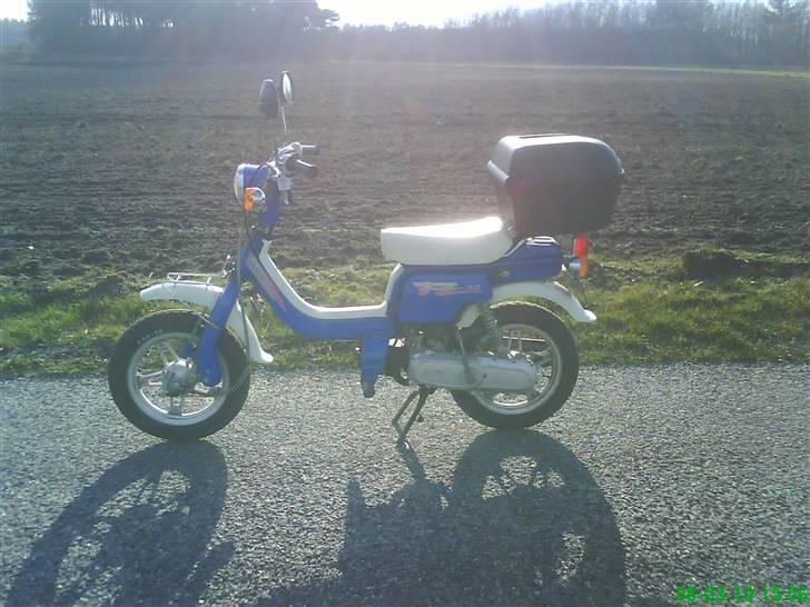 Suzuki FZ 50 (solgt) billede 1