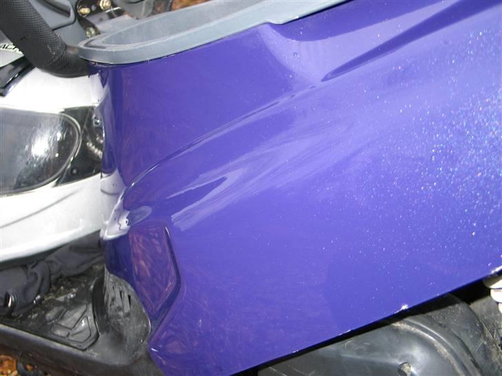 PGO ¤HOTTEN¤ xSOLGTx - et nærbillede så i kan se farven/lakken  billede 9