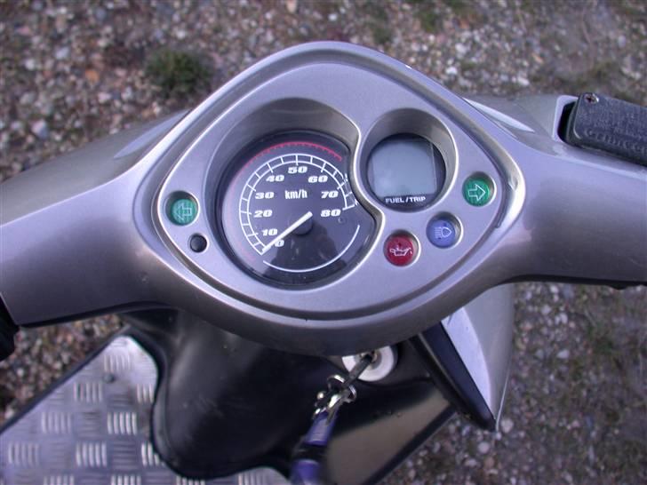 Yamaha Jog R AC Nu med sport :D  billede 4