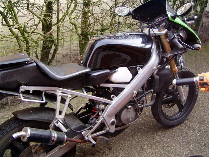 Derbi GPR (SOLGT) - som den står nu  billede 6
