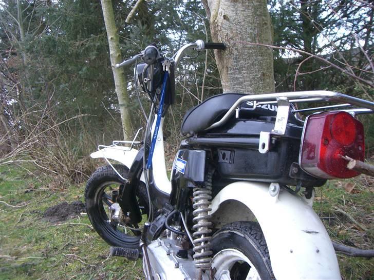 Suzuki fz 50 SOLGT billede 9